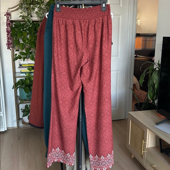Prana Pants. Size Small. 31” inseam, 13” waist. Excellent Condition. - Picture 2 of 5
